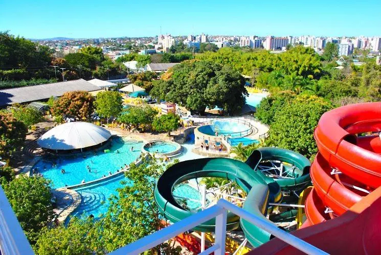 Spazzio Diroma / Acqua Park Caldas Novas Apartment