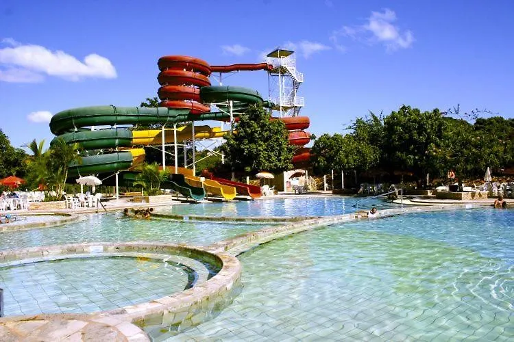 Spazzio Diroma / Acqua Park Caldas Novas Apartment